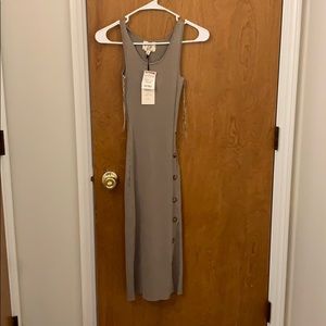 Super sleek sweater dress ?!